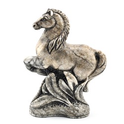Скульптура из ангидрита "Лошадь"Жеребец" 135*45*175мм