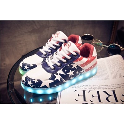 Светящиеся кроссовки с LED подсветкой, цвет Америка A89