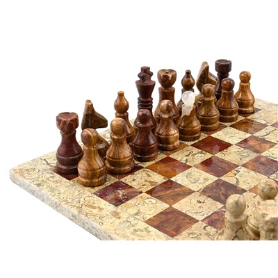 Шахматы из ракушечника с коричневым ониксом 300*300мм