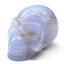 Резной череп из голубого халцедона 76*45*53мм, 266г