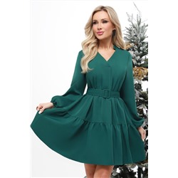 Зелёное платье с длинными рукавами